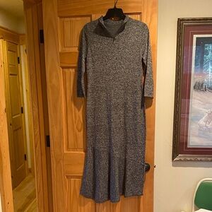 Black Label  by Chico’s three-quarter sleeve soft knit dress